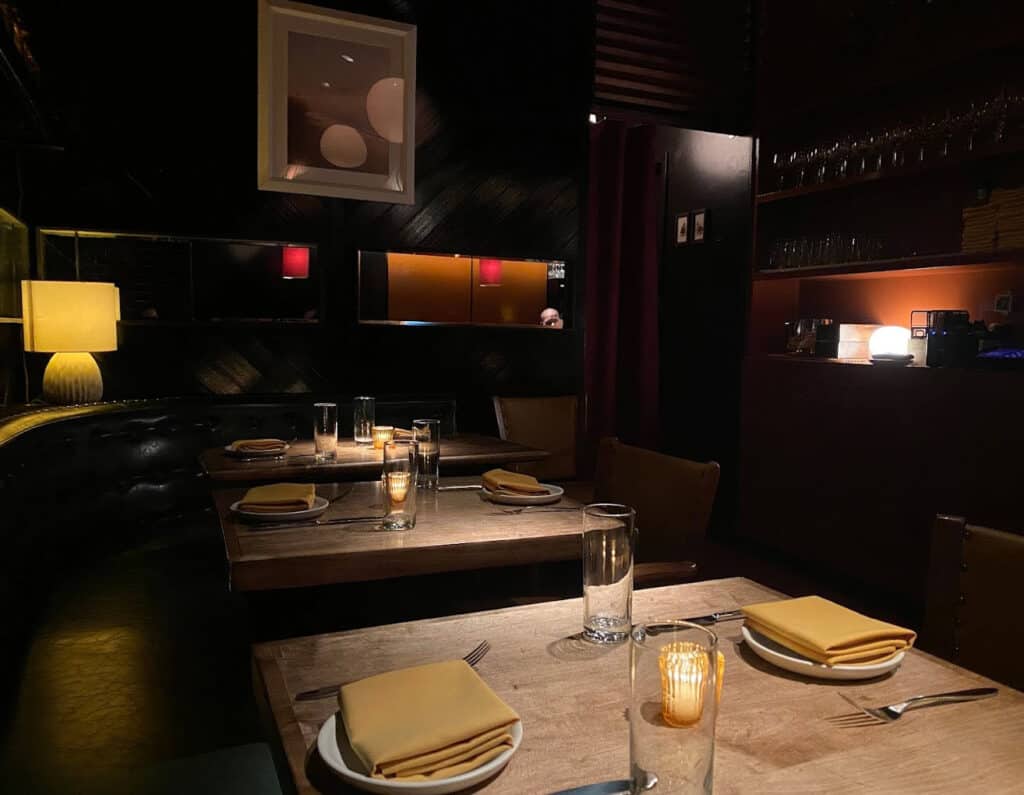 Bar Tulix in NYC