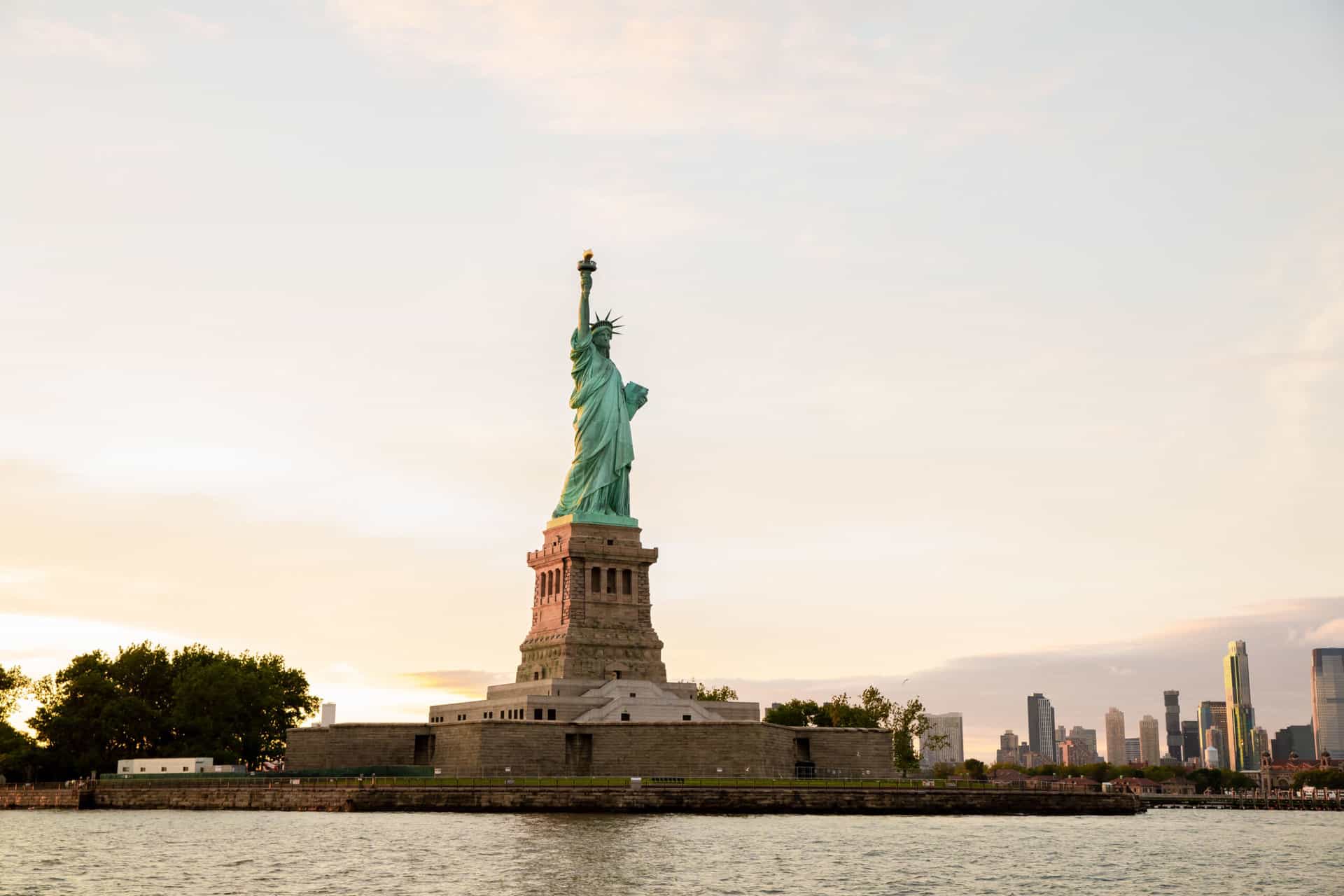 New York Hot Boat Tours